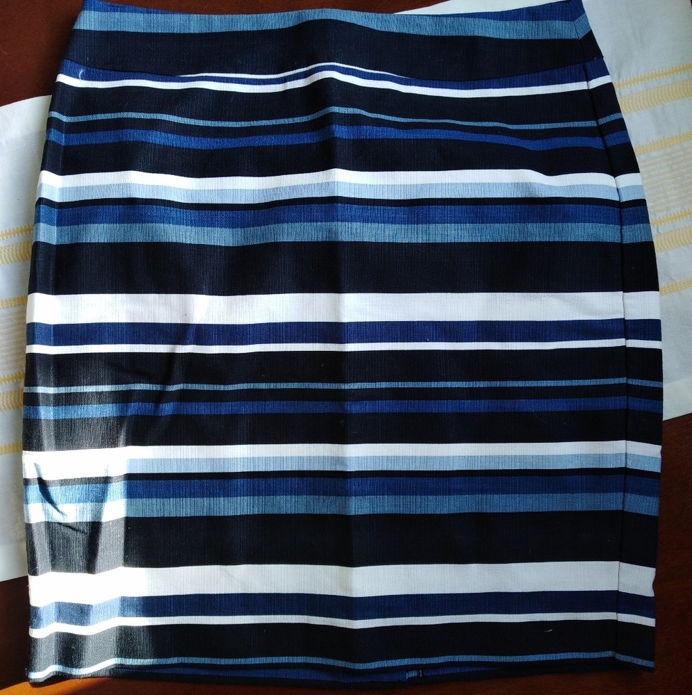 Banana Republic Striped Pencil Skirt